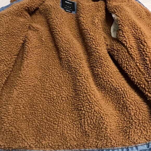 RVCA Men's Sherpa Lined Denim Jacket Size M Blue Jean Trucker Fleece Collar - Picture 9 of 9